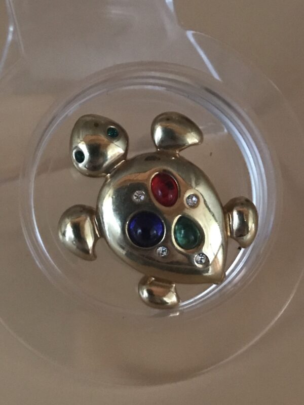Broche